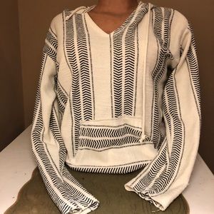 Beach by Exist hoodie. Size small